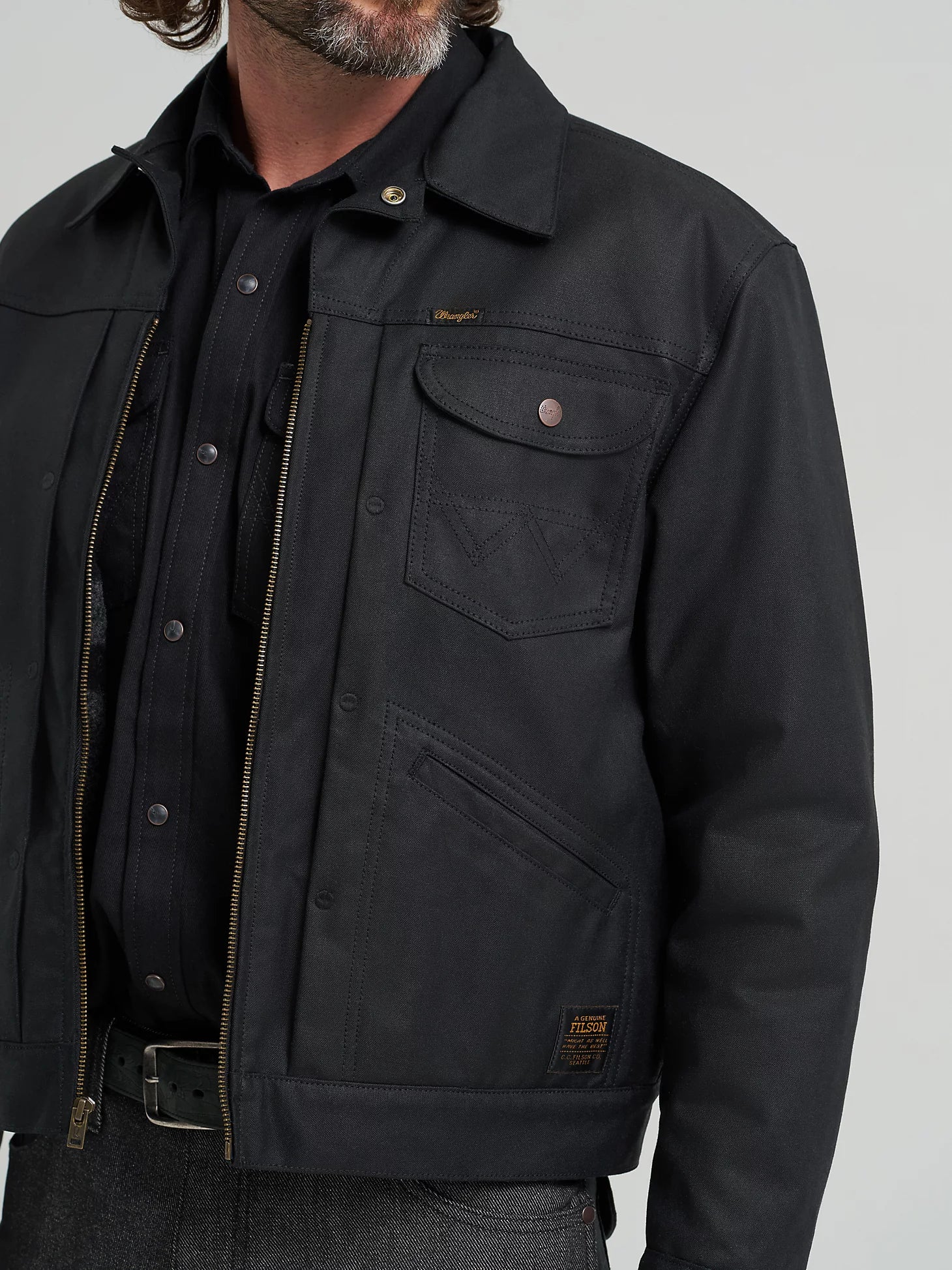Wrangler® X Filson Adventure Jacket | Black w/ Chainstitching