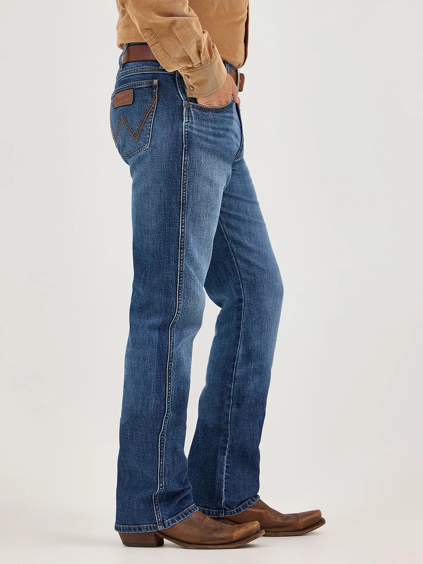 Wrangler Retro | Slim Boot Jean | Moore