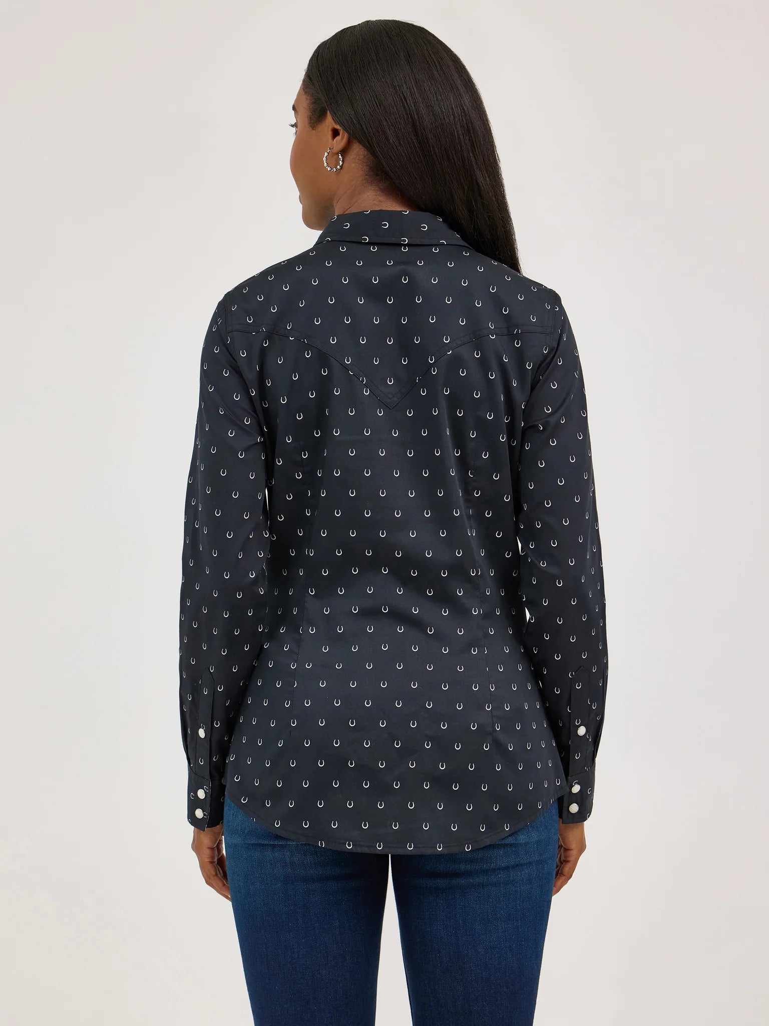 Wrangler Retro | Western Horse Shoe Print Snap Shirt | Black