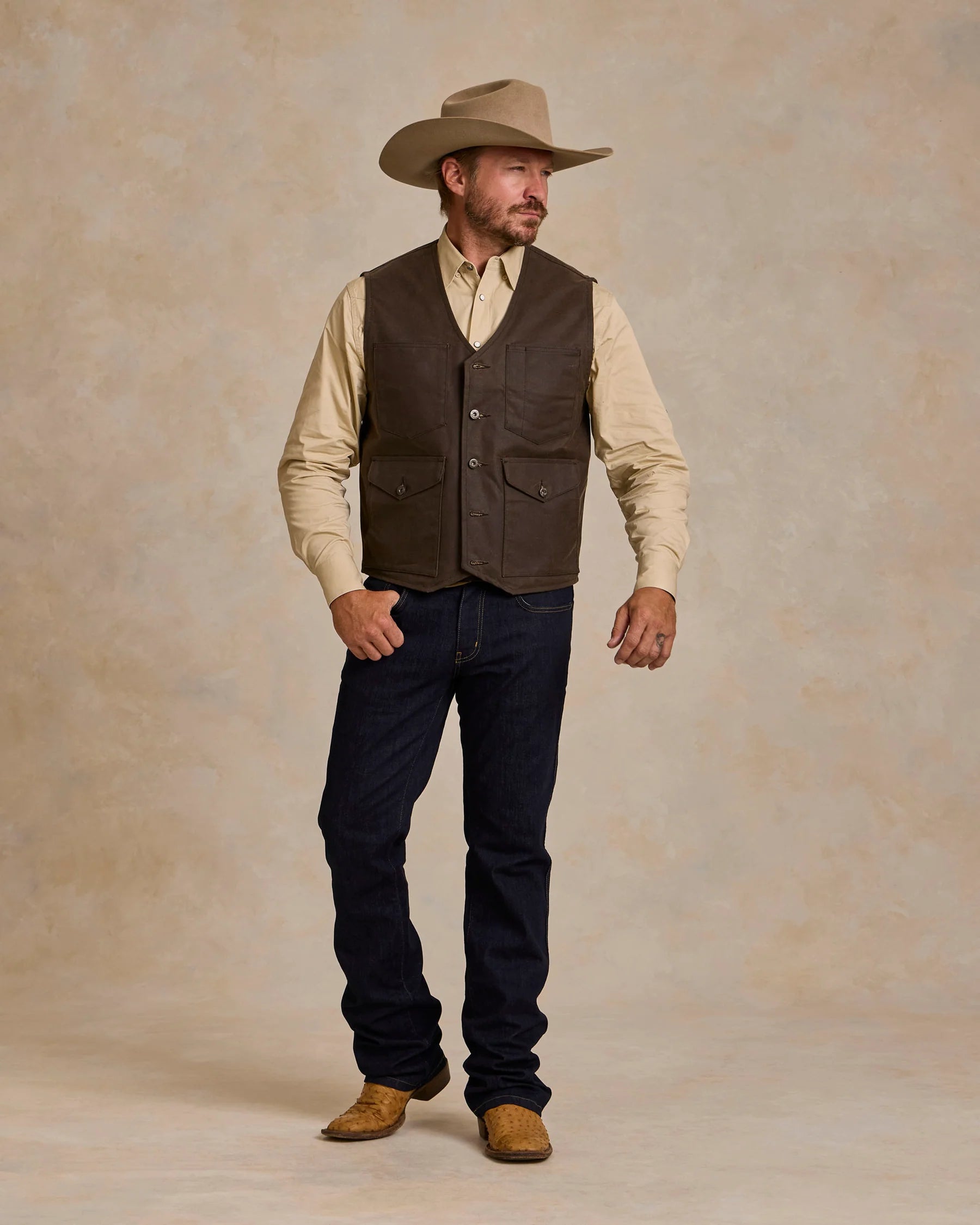 Schaefer Outfitter| Rangewax Mesquite Vest | Oak