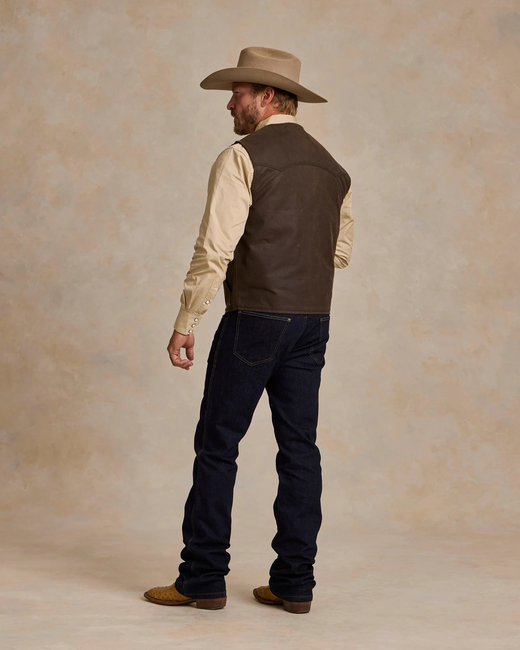 Schaefer Outfitter| Rangewax Mesquite Vest | Oak