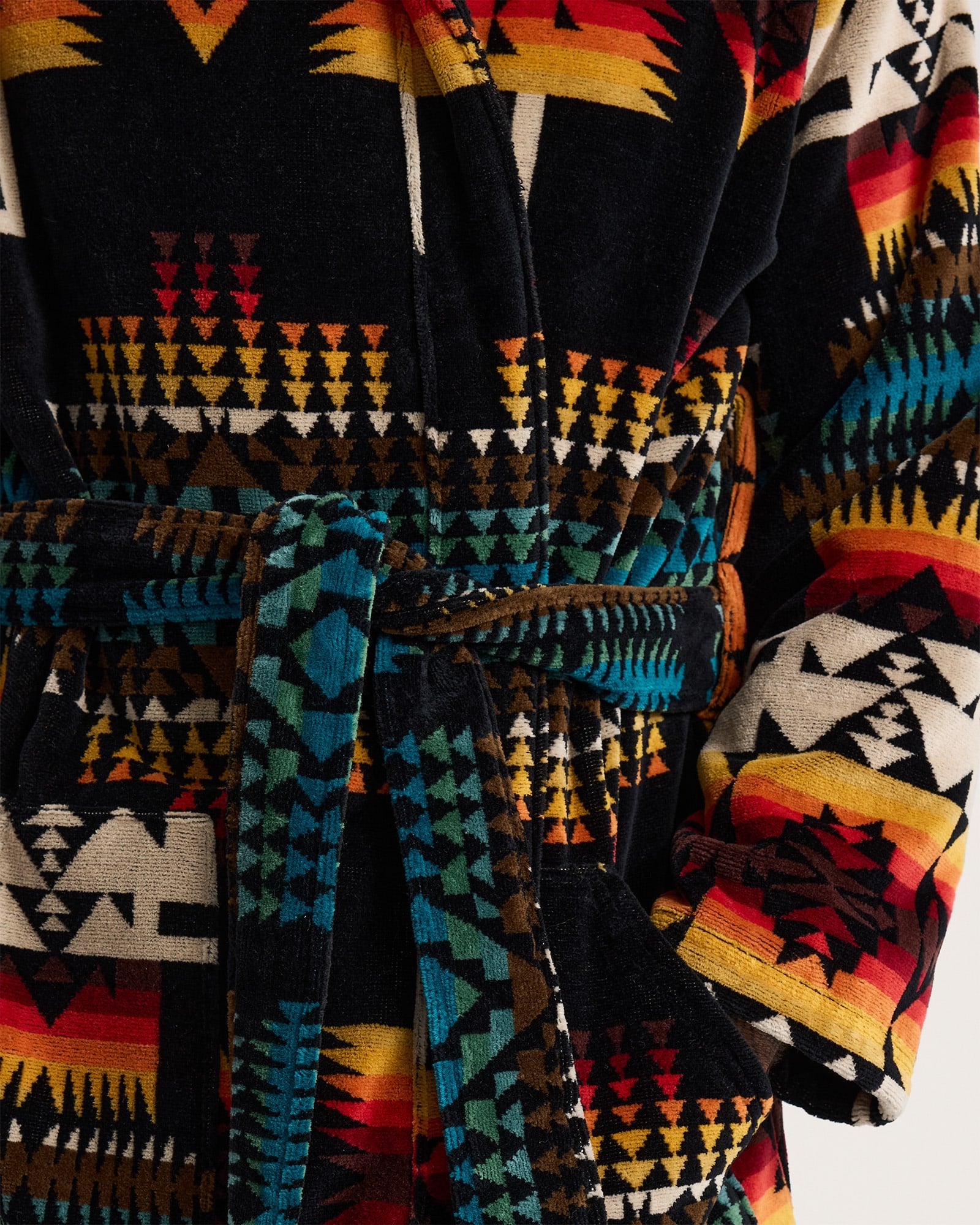 Pendleton | Men's Robe | Chief Joseph Black