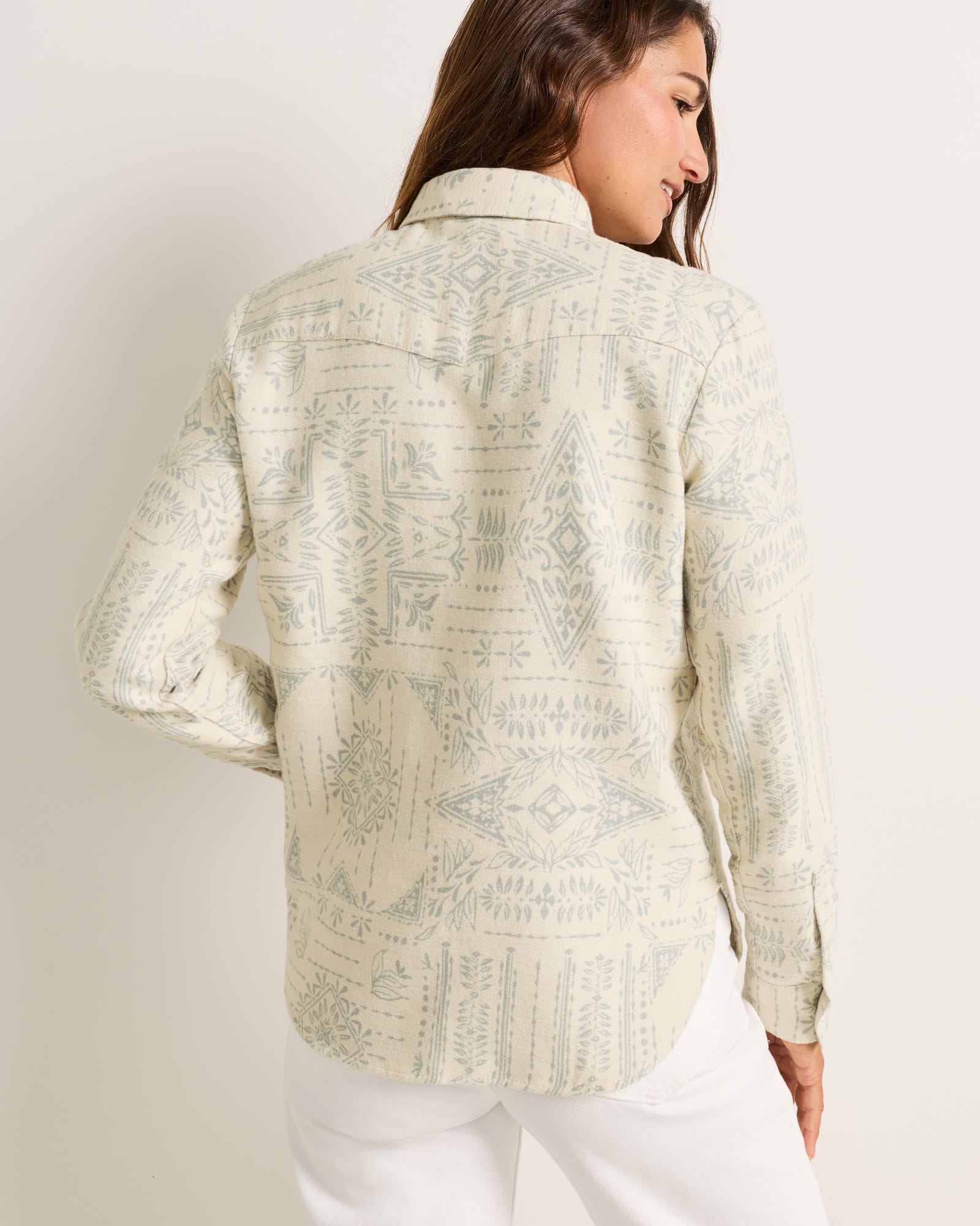 Pendleton | Perfect Pocket Shirt | Shale Laurel Grove