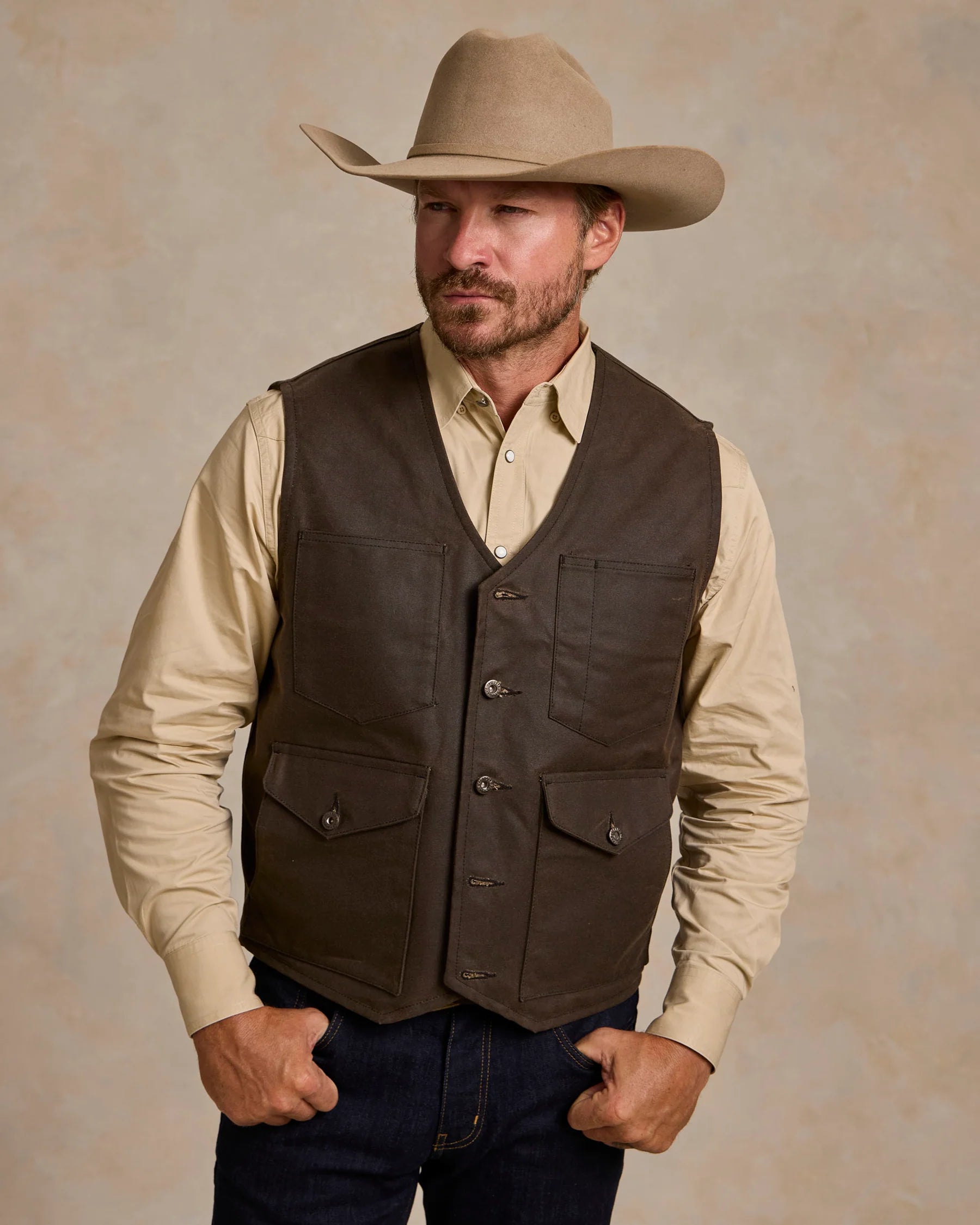 Schaefer Outfitter| Rangewax Mesquite Vest | Oak
