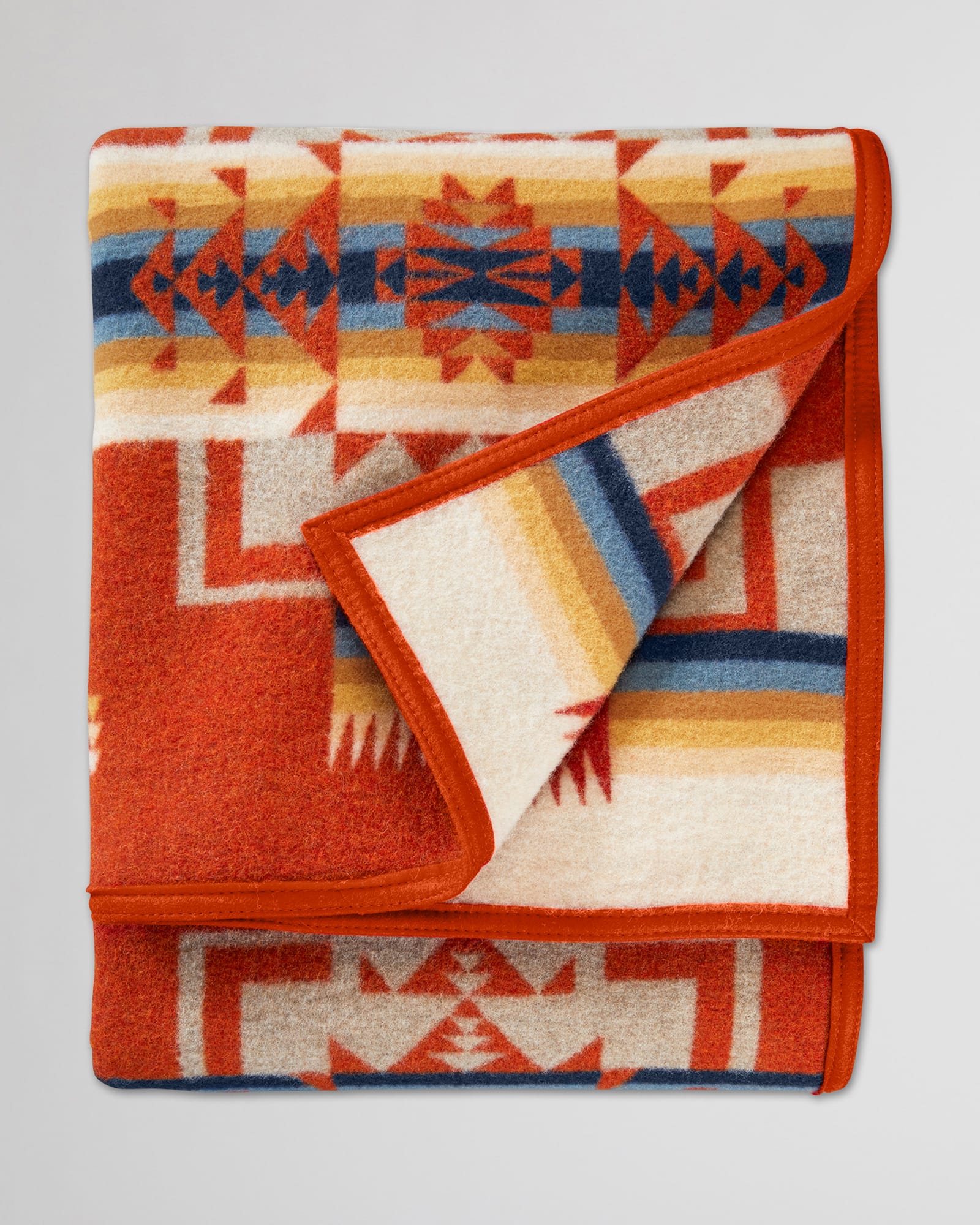 Pendleton | Jacquard Twin Robe | Chief Joseph Chili
