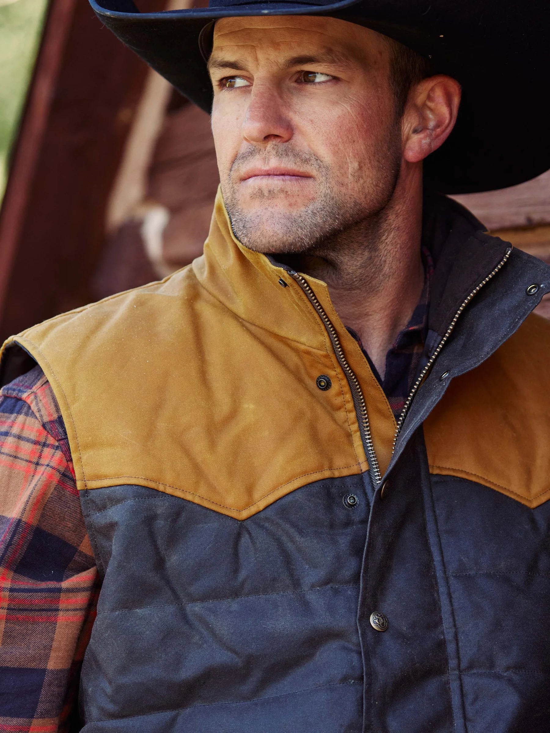 Schaefer Outfitter | Rangewax Puffer Vest | Wood