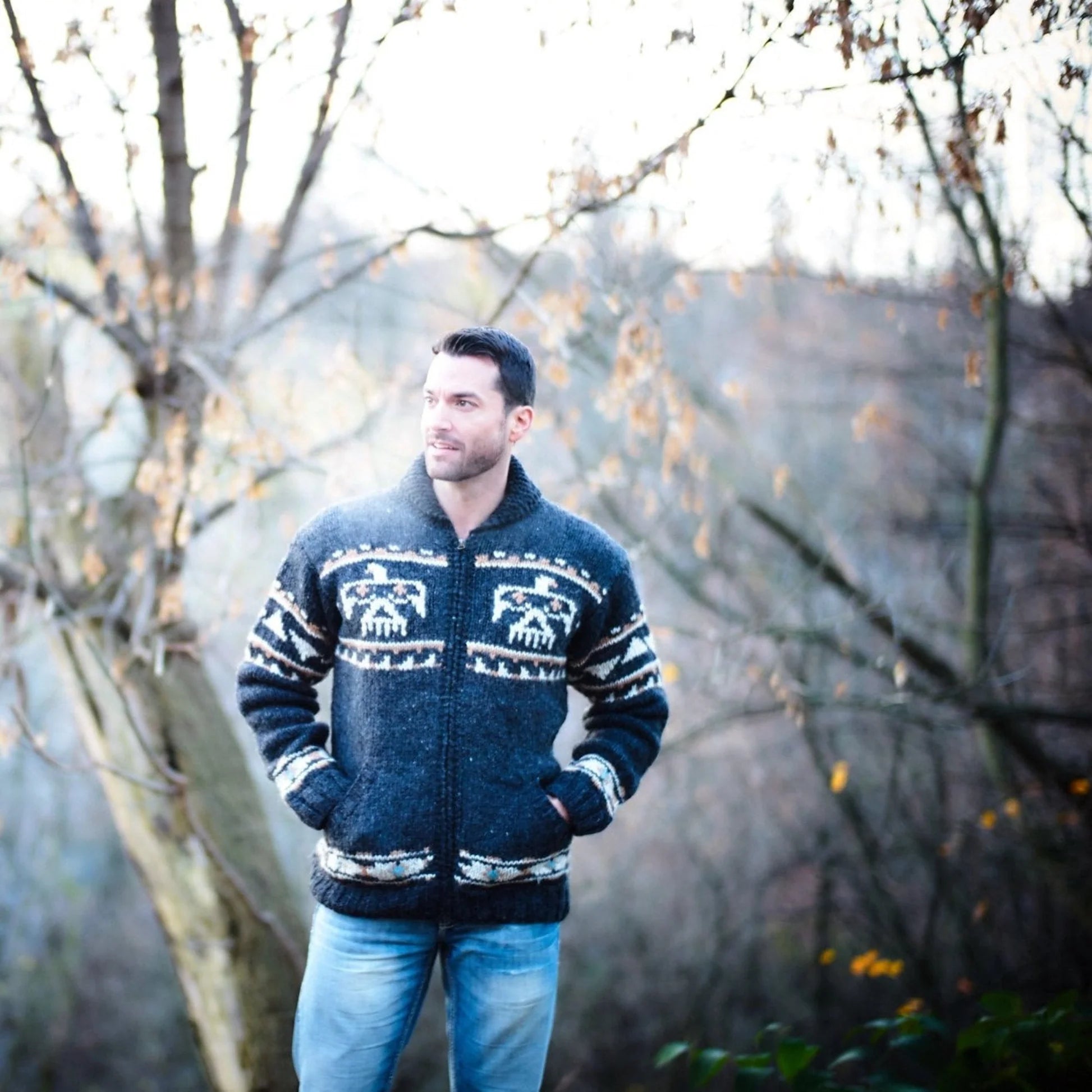 Lost Horizons | Eagle Sweater | Black Natural