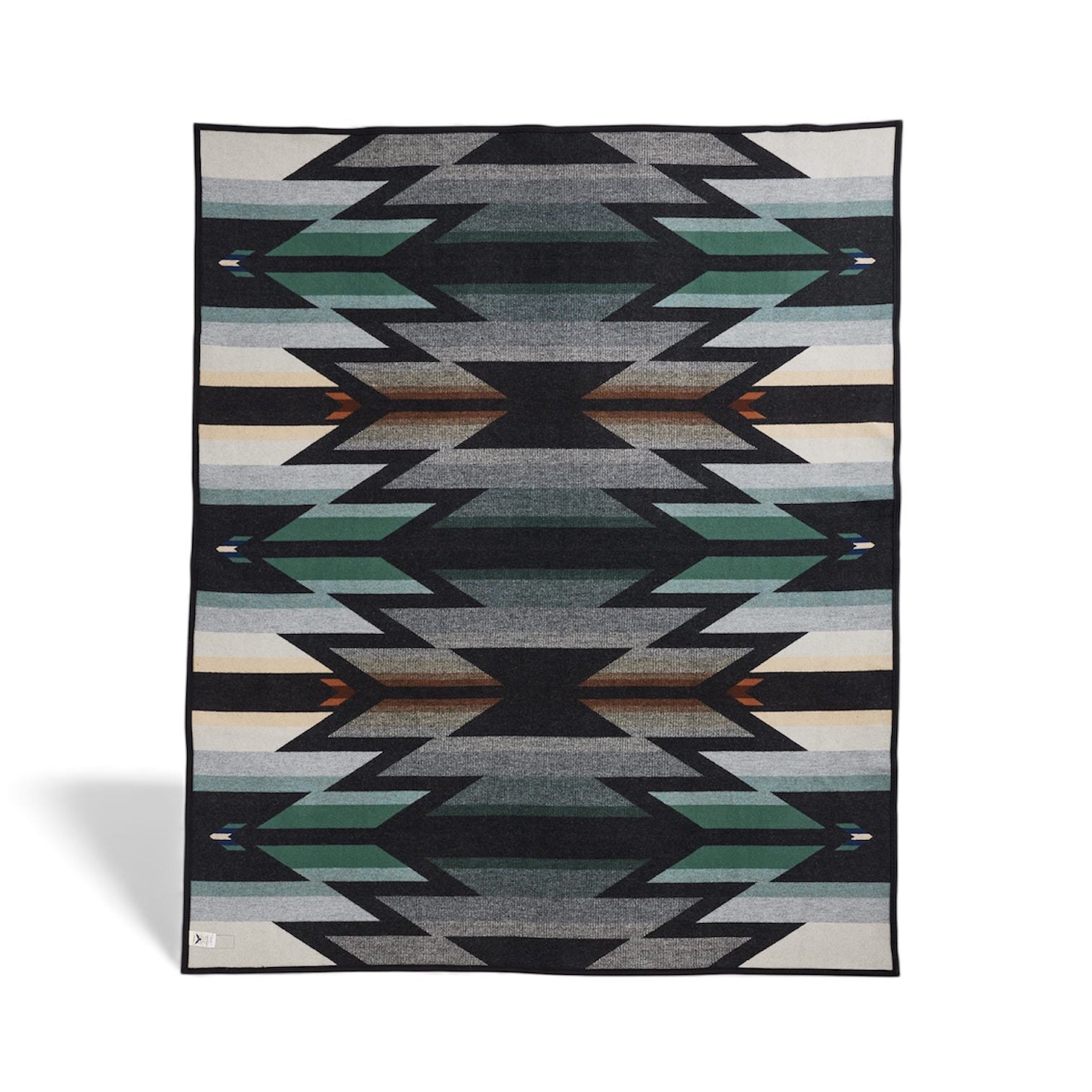 Pendleton | Jacquard Unnapped Queen Blanket | Wyeth Trail Oxford